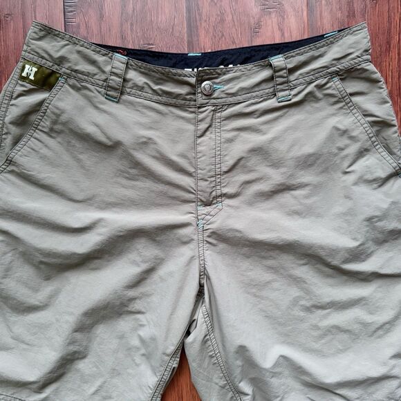 Howler Brothers Shorts‎ 35 Olive Nylon Quick Dry “Heed The Call” Hiking Fishing - Picture 3 of 16